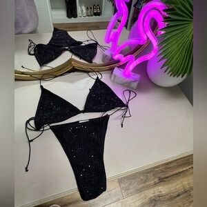Edikted Black Rhinestone Bikini xs/s